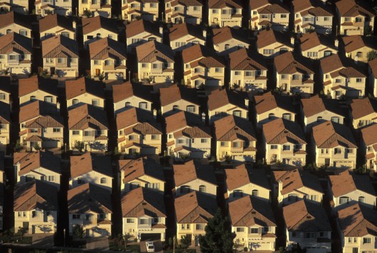 Energy poverty and housing in Europe – Does the EU’s evolving policy framework address current needs? 